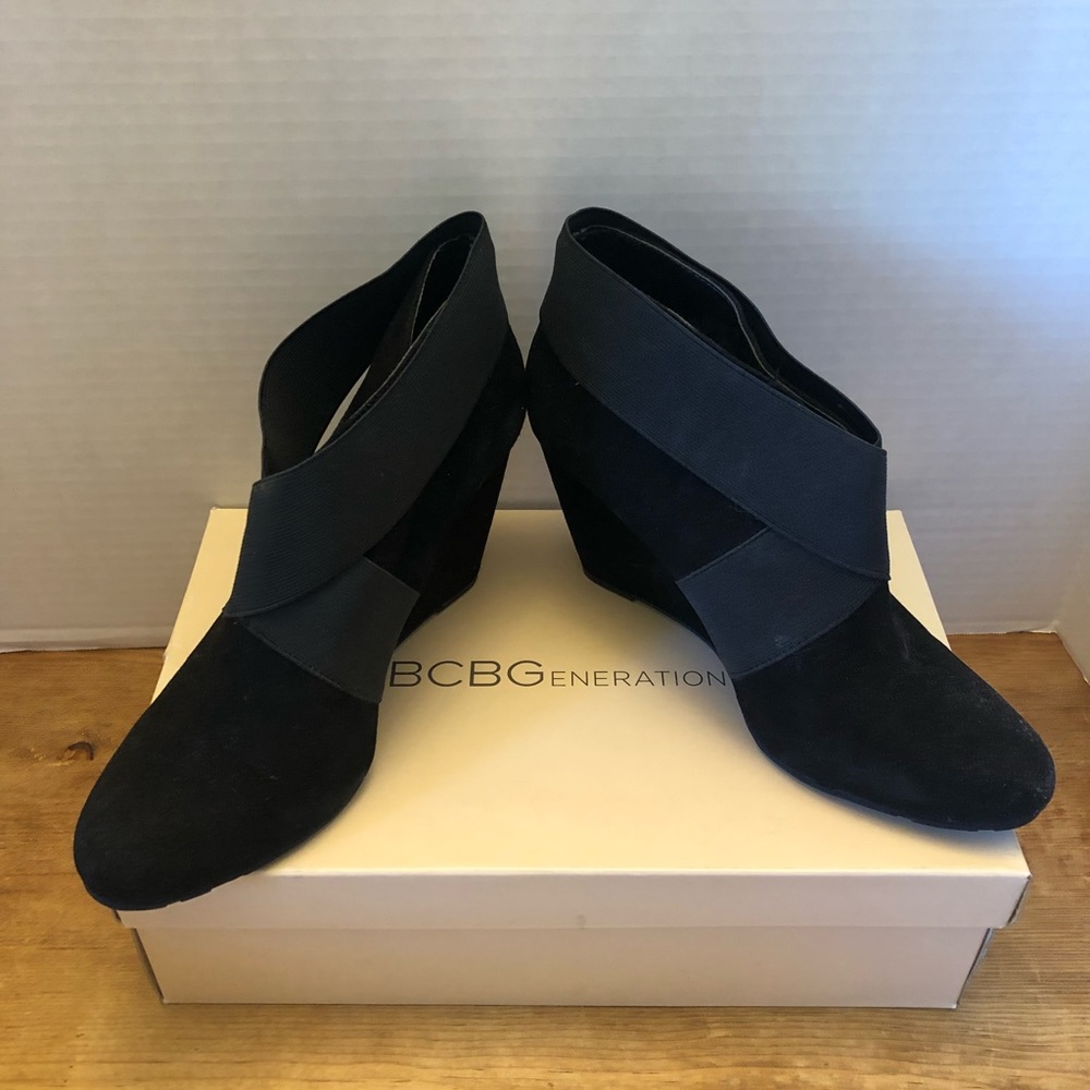 BCBGeneration Wynter Black wedge booties Size 10B